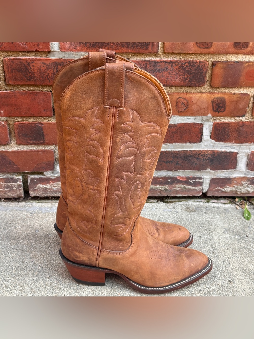 Vintage Tan Leather Western Cowboy Boots - Picture 11 of 11